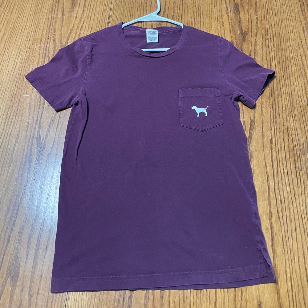 ✨PINK Victoria’s Secret ~ shirt ✨
